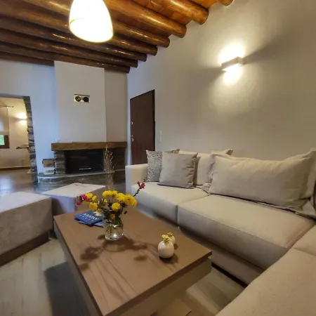 Willa Luxury Retreat Close To Gerolimni And Achla Beach Vourkoti