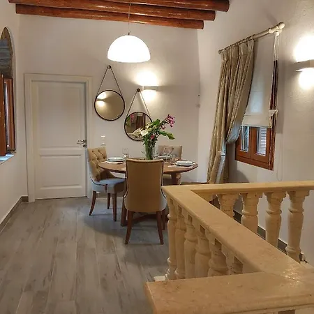 Willa Luxury Retreat Close To Gerolimni And Achla Beach *