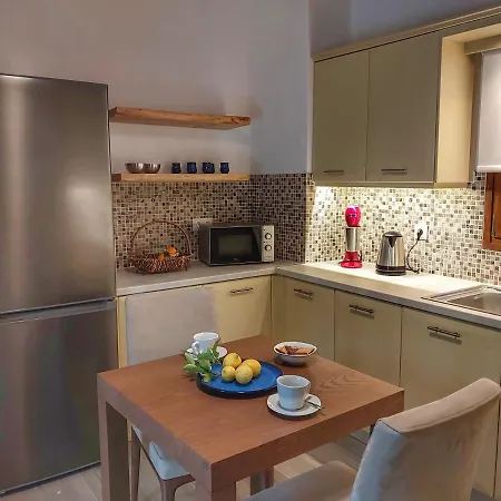 Luxury Retreat Close To Gerolimni And Achla Beach *