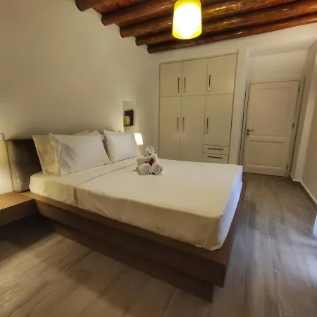 Luxury Retreat Close To Gerolimni And Achla Beach